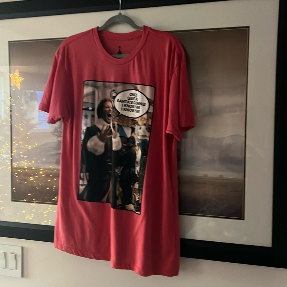 Men’s XL Elf tshirt